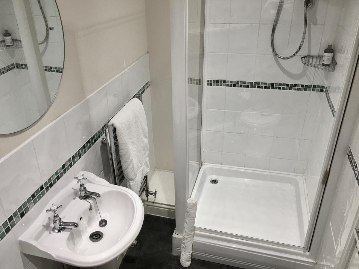 Bed and Breakfast Six Castlegate Кокермут Экстерьер фото